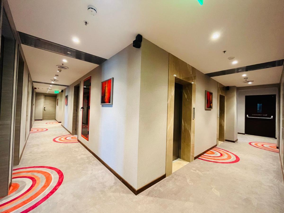 Ginger Mumbai, Goregaon होटल 4*